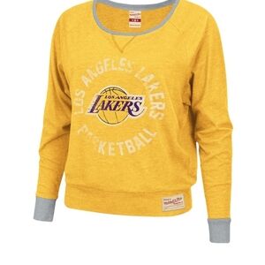 Retro Court Queen: Vintage Vibe LA Lakers Raglan Long Sleeve Tee